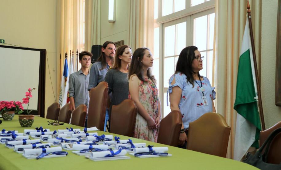 No dia 05 de dezembro de 2018 ocorreu, no Salão Nobre do Colégio Estadual do Paraná, a posse da nova diretoria do GECEP – Grêmio Estudantil do Colégio Estadual do Paraná, escolhida pelo voto dos estudantes para a representatividade dos mesmos durante o Ano Letivo de 2019.