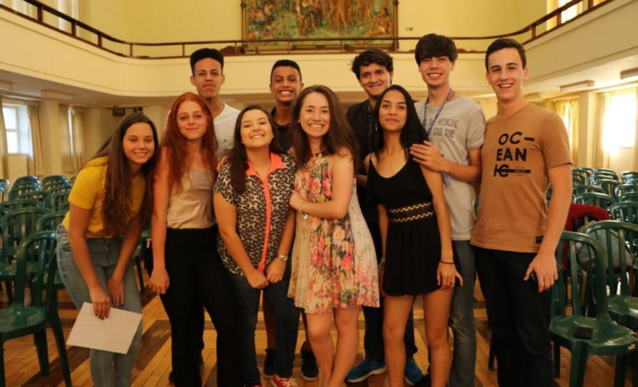 No dia 05 de dezembro de 2018 ocorreu, no Salão Nobre do Colégio Estadual do Paraná, a posse da nova diretoria do GECEP – Grêmio Estudantil do Colégio Estadual do Paraná, escolhida pelo voto dos estudantes para a representatividade dos mesmos durante o Ano Letivo de 2019.