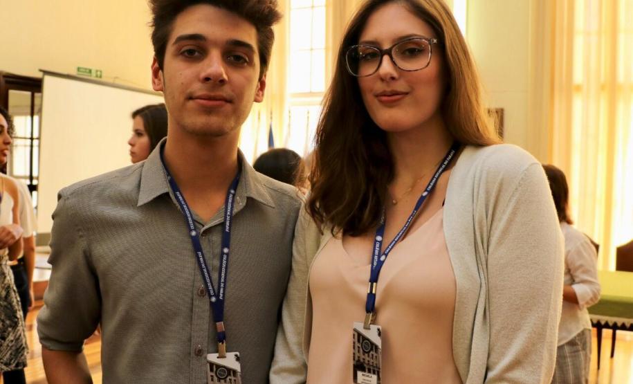 No dia 05 de dezembro de 2018 ocorreu, no Salão Nobre do Colégio Estadual do Paraná, a posse da nova diretoria do GECEP – Grêmio Estudantil do Colégio Estadual do Paraná, escolhida pelo voto dos estudantes para a representatividade dos mesmos durante o Ano Letivo de 2019.