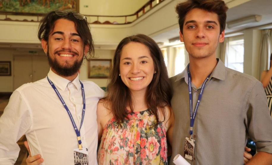 No dia 05 de dezembro de 2018 ocorreu, no Salão Nobre do Colégio Estadual do Paraná, a posse da nova diretoria do GECEP – Grêmio Estudantil do Colégio Estadual do Paraná, escolhida pelo voto dos estudantes para a representatividade dos mesmos durante o Ano Letivo de 2019.