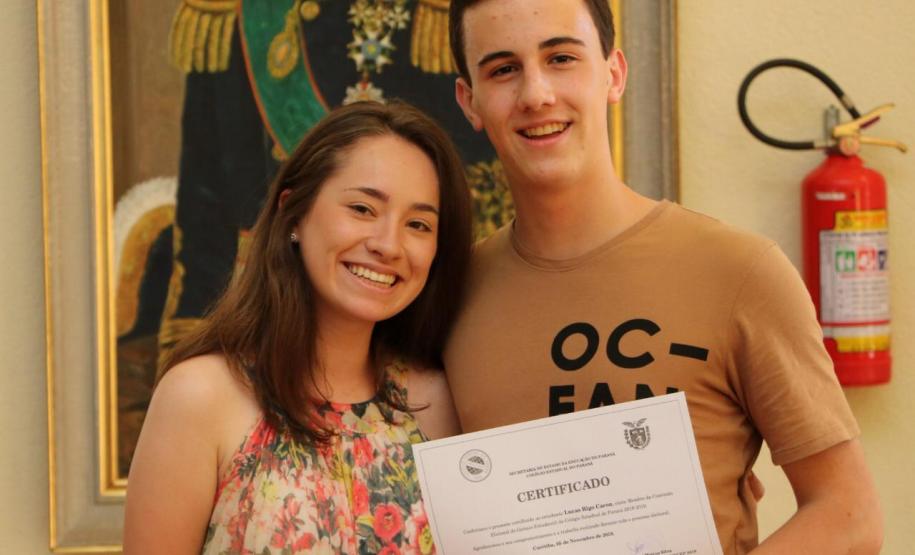 No dia 05 de dezembro de 2018 ocorreu, no Salão Nobre do Colégio Estadual do Paraná, a posse da nova diretoria do GECEP – Grêmio Estudantil do Colégio Estadual do Paraná, escolhida pelo voto dos estudantes para a representatividade dos mesmos durante o Ano Letivo de 2019.