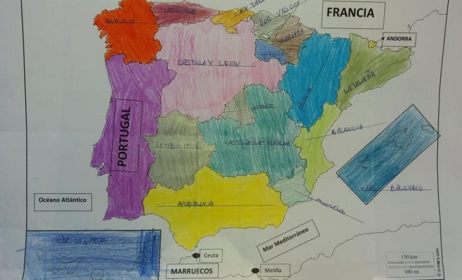 Com brincadeiras e atividades lúdicas, as Aulas de Assistência de Língua Espanhola Moderna (LEM) estão bem mais divertidas no Colégio Estadual do Paraná (CEP).