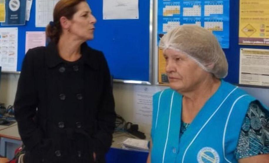 Em celebração ao dia especial, os agentes educacionais do CEP participaram de um café de confraternização ofertado pelo coletivo de professores da instituição. Os eventos foram promovidos no CEP-CEP, CEP-Amâncio, CEP-Tiradentes e no CEP-Instituto.