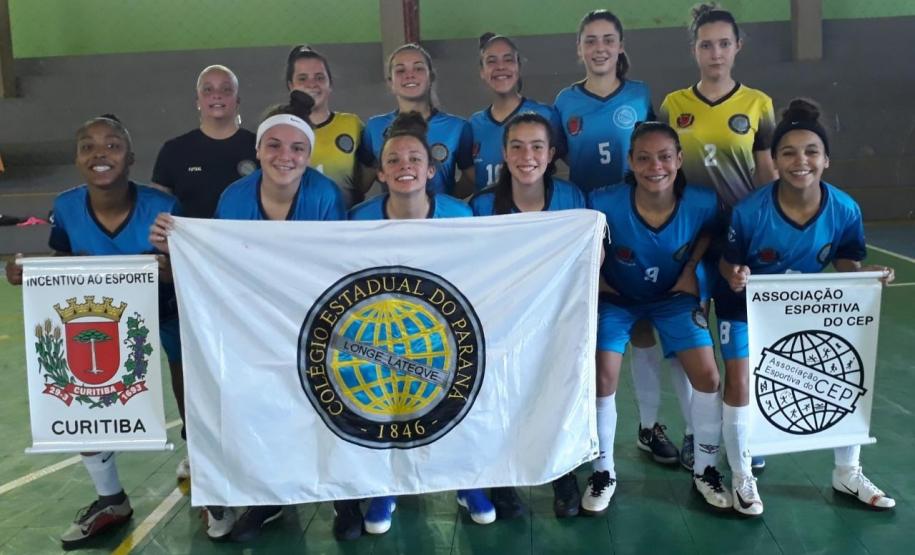 A equipe do Ciclismo Feminino e do Vôlei de Praia do Colégio Estadual do Paraná (CEP) conquistaram o terceiro lugar geral nas finais dos Jogos Escolares do Paraná (JEP), após encerramento da etapa para atletas de 15 a 17 anos realizada em Foz do Iguaçu, no Oeste do Estado