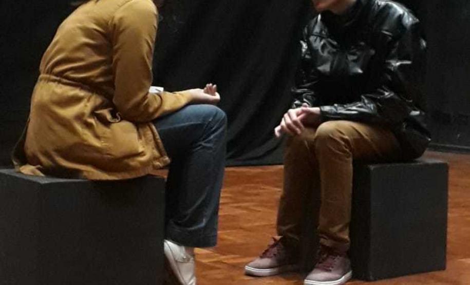 Na terça-feira (3), na capital de São Paulo, foi a vez da professora Raquel Mastey, na condição de pesquisadora de teatro, ministrar uma palestra com atividades em Oficina de Simulação Médica, em um evento promovido para os pesquisadores de teatro com nível de mestrado e doutorado da Universidade de São Paulo (USP).