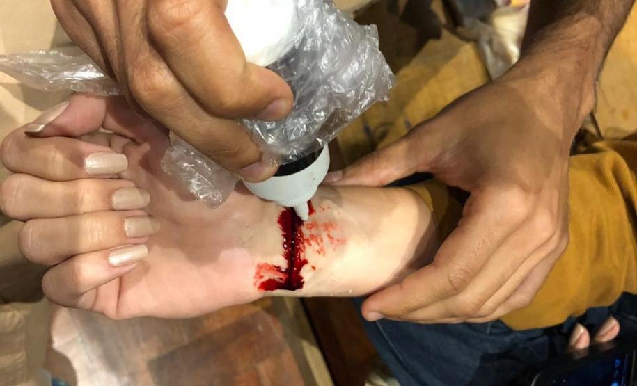 Na terça-feira (3), na capital de São Paulo, foi a vez da professora Raquel Mastey, na condição de pesquisadora de teatro, ministrar uma palestra com atividades em Oficina de Simulação Médica, em um evento promovido para os pesquisadores de teatro com nível de mestrado e doutorado da Universidade de São Paulo (USP).