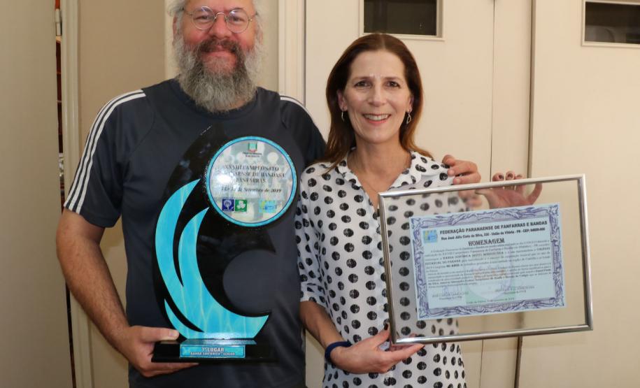 A Banda Sinfônica Bento Mossurunga do Colégio Estadual do Paraná (CEP) ficou em 1° lugar no XXVIII Campeonato Paranaense de Bandas e Fanfarras, promovido pela Federação Paranaense de Fanfarras e Bandas (FPFB). O evento aconteceu no sábado (14) e domingo (15) em Matinhos, município localizado no Litoral do Paraná.