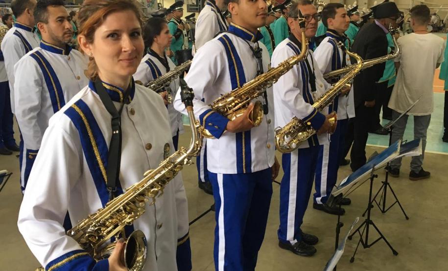 A Banda Sinfônica Bento Mossurunga do Colégio Estadual do Paraná (CEP) ficou em 1° lugar no XXVIII Campeonato Paranaense de Bandas e Fanfarras, promovido pela Federação Paranaense de Fanfarras e Bandas (FPFB). O evento aconteceu no sábado (14) e domingo (15) em Matinhos, município localizado no Litoral do Paraná.