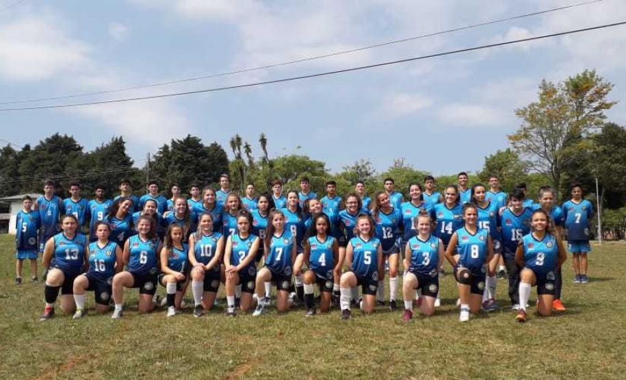 Foto 11 Os atletas do CEP foram campeões nas seguintes modalidades: Atletismo Masculino; Atletismo Feminino; Triatlon Masculino; Vôlei de Praia Feminino; Futsal Feminino; Futebol Feminino; Voleibol Masculino; Vôlei Misto 4X4; Corrida Rústica Masculino; E-Games FIFA Feminino; Handebol Masculino e Feminino.
Além desses, em diversas modalidades esportivas os atletas do CEP ficaram na vice-liderança, com medalhas também de destaque em outras colocações do quadro geral.