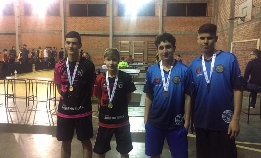 Foto 12 Os atletas do CEP foram campeões nas seguintes modalidades: Atletismo Masculino; Atletismo Feminino; Triatlon Masculino; Vôlei de Praia Feminino; Futsal Feminino; Futebol Feminino; Voleibol Masculino; Vôlei Misto 4X4; Corrida Rústica Masculino; E-Games FIFA Feminino; Handebol Masculino e Feminino.
Além desses, em diversas modalidades esportivas os atletas do CEP ficaram na vice-liderança, com medalhas também de destaque em outras colocações do quadro geral.