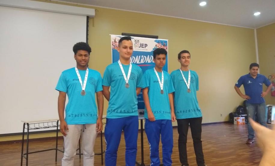 Foto 19 Os atletas do CEP foram campeões nas seguintes modalidades: Atletismo Masculino; Atletismo Feminino; Triatlon Masculino; Vôlei de Praia Feminino; Futsal Feminino; Futebol Feminino; Voleibol Masculino; Vôlei Misto 4X4; Corrida Rústica Masculino; E-Games FIFA Feminino; Handebol Masculino e Feminino.
Além desses, em diversas modalidades esportivas os atletas do CEP ficaram na vice-liderança, com medalhas também de destaque em outras colocações do quadro geral.