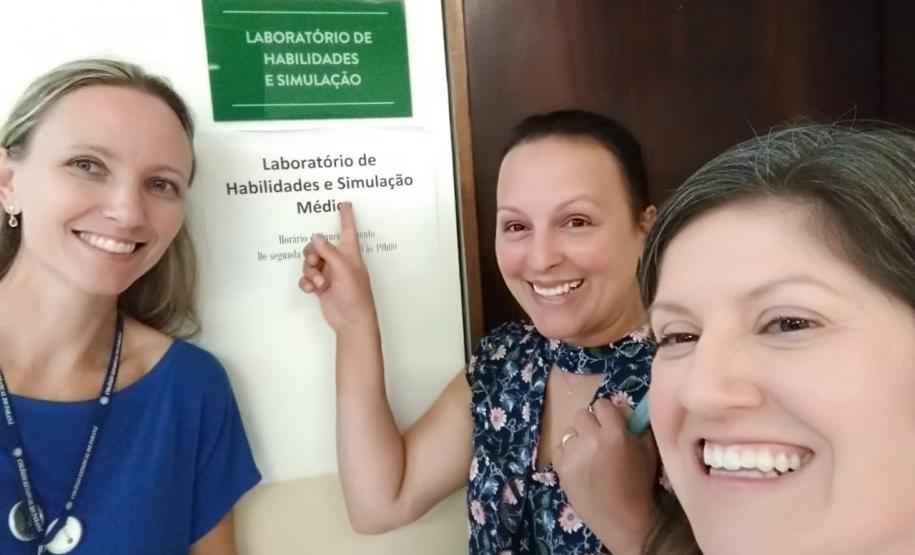 drama1 A ideia é promover a dramatização de ocorrências que envolvem a relação entre médico e paciente nas situações previstas em ambientes clínico e hospitalar.