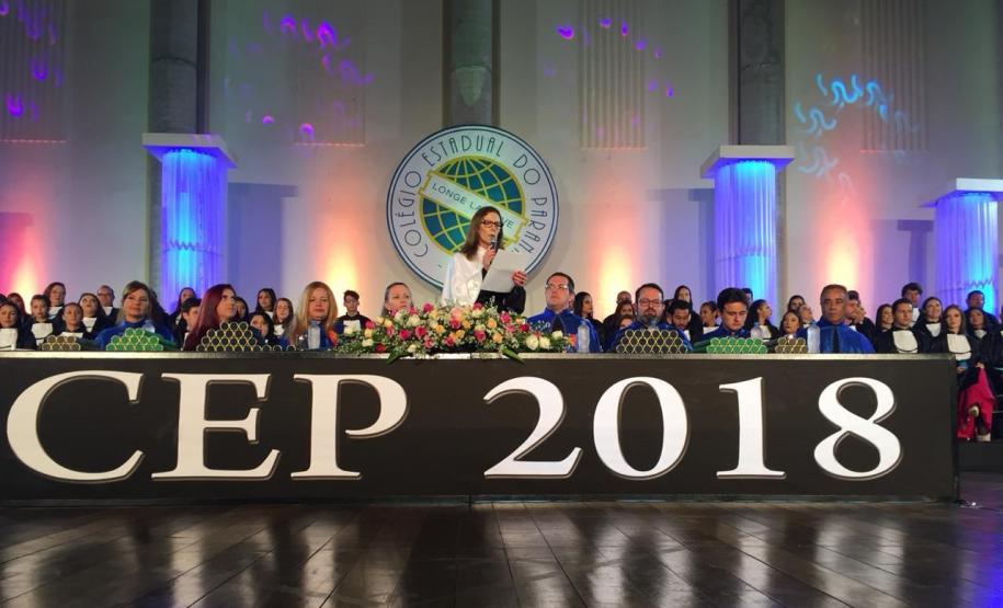 Os estudantes do Colégio Estadual do Paraná, das últimas séries do Ensino Médio, Médio Integrado e dos Cursos Técnicos Subsequentes, participaram neste ano das cerimônias Colação de Grau e Conclusão de Cursos findados em 2018.