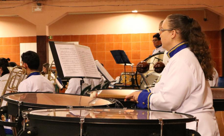 Apresentação da banda Sinfônica Bento Mossurunga no Instituto de Educação do Paraná