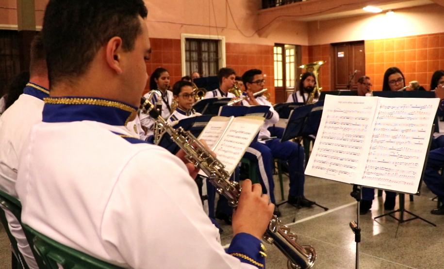 17 Apresentação da banda Sinfônica Bento Mossurunga no Instituto de Educação do Paraná