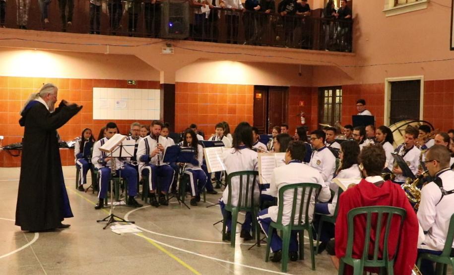 20 Apresentação da banda Sinfônica Bento Mossurunga no Instituto de Educação do Paraná