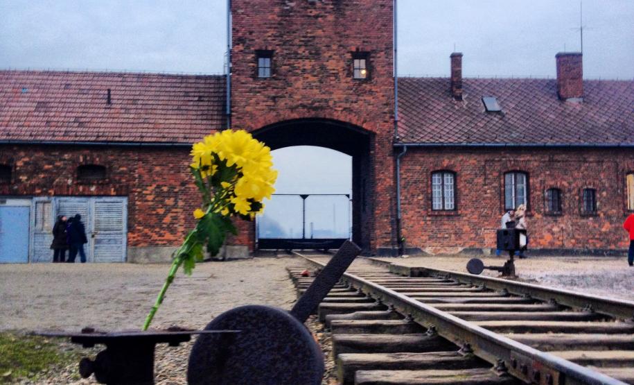 Um bate-papo em inglês foi a estratégia escolhida pela professora Patrícia Santana para incentivar seus estudantes em práticas de conversação da Língua Inglesa.