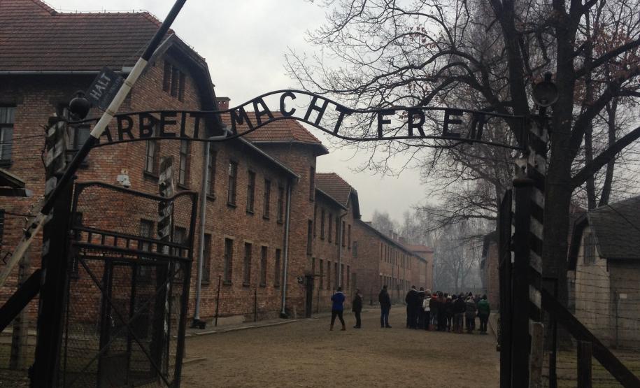 Um bate-papo em inglês foi a estratégia escolhida pela professora Patrícia Santana para incentivar seus estudantes em práticas de conversação da Língua Inglesa.