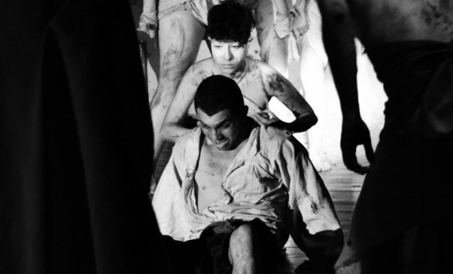 O grupo se apresentou na programação do Fringe (mostra paralela), com “Agreste”, “Terra de Cegos” e “Homem da Esquina Rosada”, espetáculos coordenados pelo professor André Meirelles.