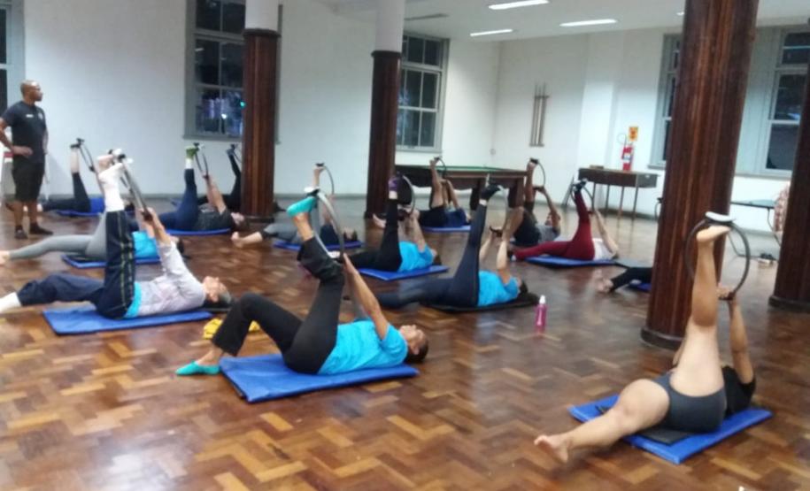 Na Casa do Estudante são ofertadas modalidades promovidas pelo Centro Esportivo do CEP, como: tênis de mesa, pilates e xadrez, além de aulas e oficinas dos modulados de dança de salão e tango e de canto, voz e expressão, da Escolinha de Arte do Colégio.