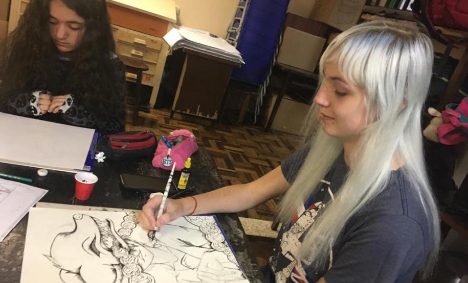 “Gosto muito desta técnica que hoje faço com muita satisfação”, disse a estudante Nicole Rabelo Rockes, 14 anos.