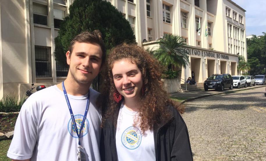 Arthur Adriano Heiden Dias (3°B-manhã), Emanuely Cristine Ponczek da Silva (3°B-manhã).