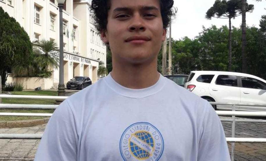 Vinícius Ferreira (3°A-tarde) foi classificado para a 2a fase da OBB – Olimpíada Brasileira de Biologia 2019.