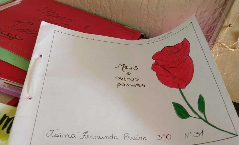 Estudantes mostram que sabem fazer poesias e refletir sobre as questões humanas